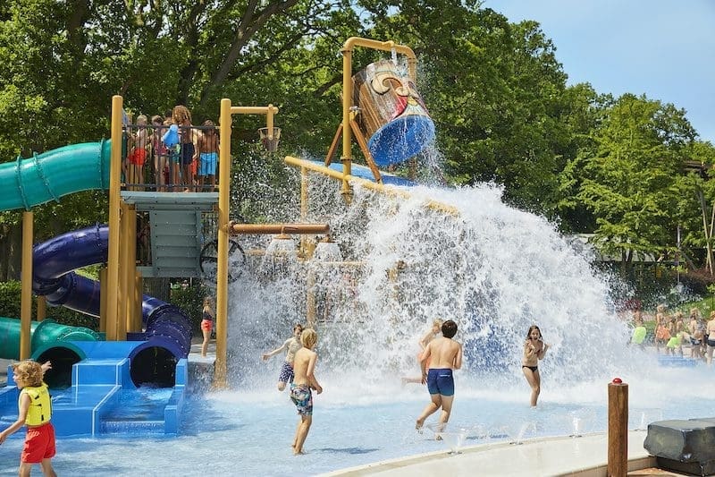 mooi subtropisch zwembad duinrell