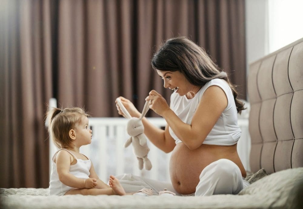 peuter voorbereiden op de baby